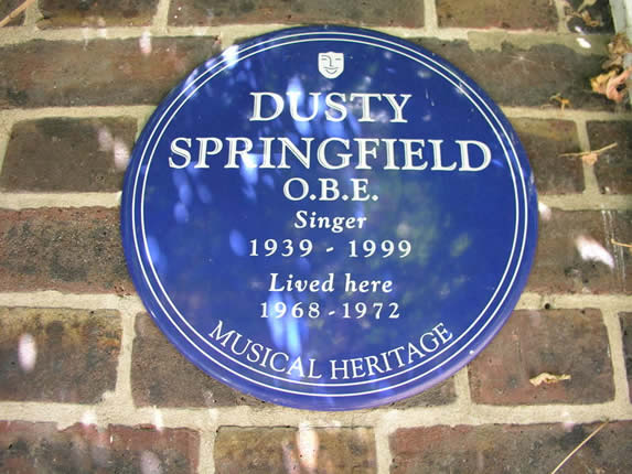 The blue plaque at 38 Aubrey Walk, Kensington