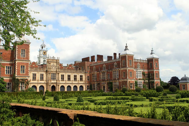 The garden labyrinth at Hatfield House